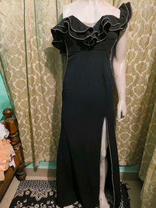 Elegant Black Slit Maxi Dress
