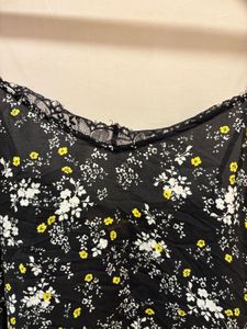 Beautiful Over Size Floral Lace Trim Cami Top