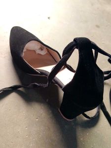 Full Covered Heels 👠