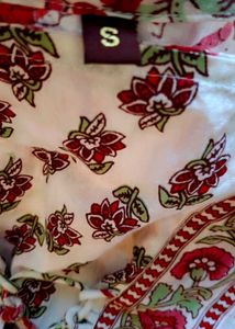Pure Cotton Jaipuri Short Peplum Kurti !