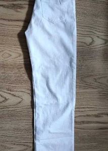 white denim jeans Straight Type