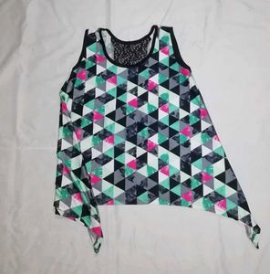 Triangle Print Tank with Lace