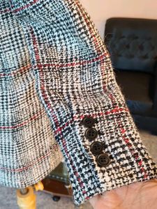 Beautiful Tweed Blazer - Classic Chic