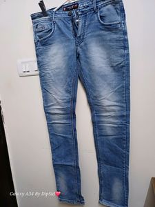 Light Blue Jeans Size 34