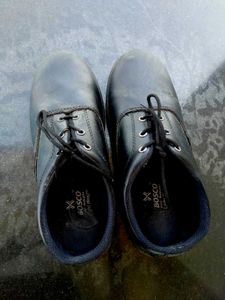 Black Shoes