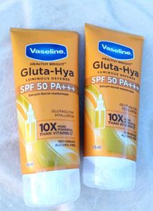 Pack Of 2 ❤️ Vaseline Gluta Hya Sunscreen ✅