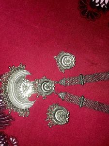 Antique Style Necklace &amp; Earring Set