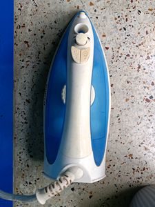 Steam Iron/ Press