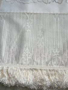 White Bedsheet Set