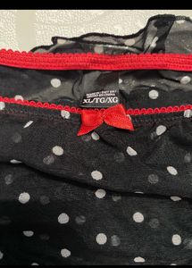 Set of 2 Stylish Women&#39;s Panties -Lace &amp; Polka Dot