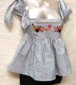Floral Off shoulder Top Small Size