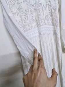 Lucknowi Chikankari Kurti Set