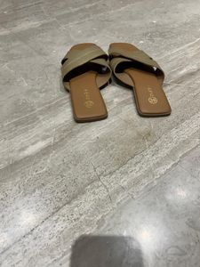 Stylish Gold Flats