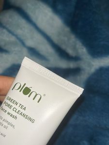 Plum Greetea Pore Cleansing Face Wash