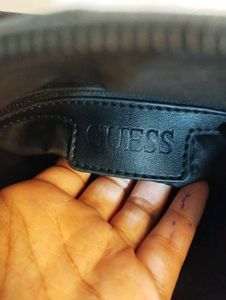 GUESS Crossbody Bag💥