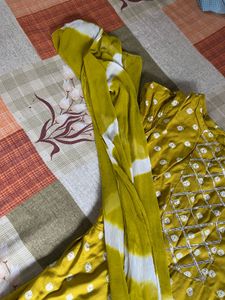 Anarkali With Chunni