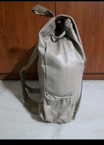 🆕 Grey Backpack 🎒
