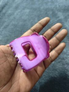Pink Claw Hair Clips - Y2K