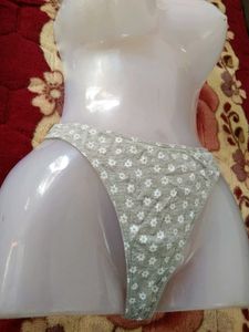 H&amp;M Floral Thong Panty