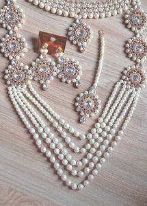 Pearl &amp; Crystal Indian Jewelry Set
