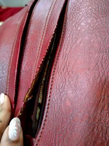 Maroon Handbag👜🌹
