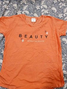 Cute Orange Graphic T-shirt