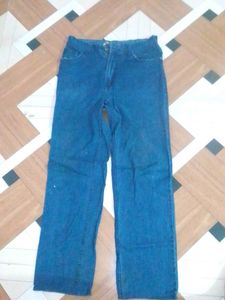 Comfortable Blue Denim Jeans for Men