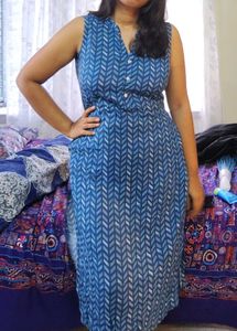Sleeveless Blue Kurti