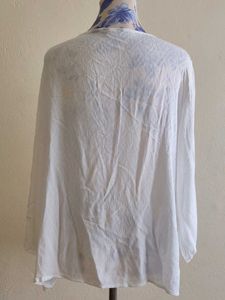 White Lace Trimmed Top Trendsetter