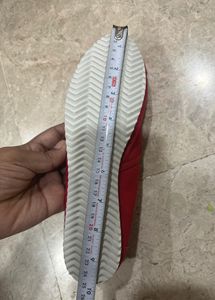 Uniquest Cut Shoes