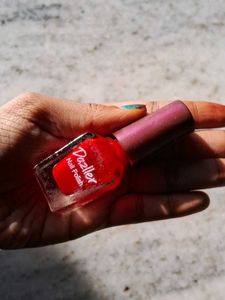 Dazller Nail Polish