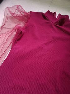 Maroon Net Sleeves Top