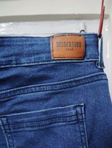 High-Waisted Skinny Jeans
