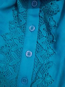 two stylish top with trendy jeans 😎