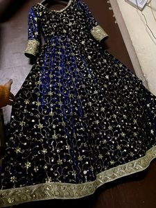 Heavy Gown Wedding Wear