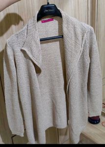 Combo Of Knitted Shrug &amp; Sleeveless Top