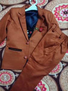 Kid's Suit