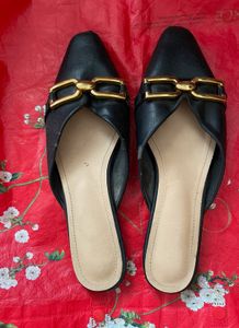 🖤Chic Black Mules🖤
