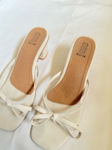SSS White Bow Block Heels