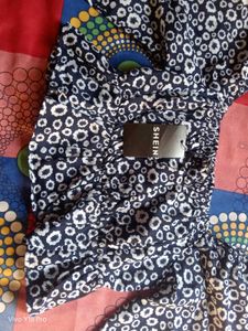 Chic Black &amp; White Print Top