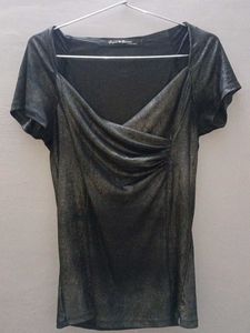 Korean Top.