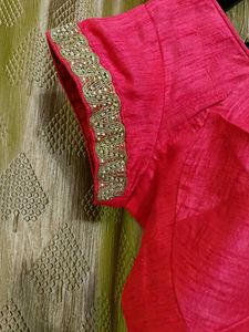 Beautiful Red Embroidery Saree With Blouse🥀
