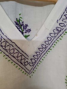 Elegant White Embroidered Kurta