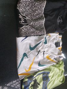 3 T-shirt