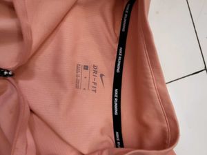 Nike Running Pullover Quarter Zip