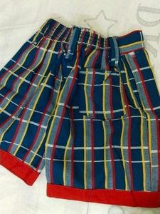 Checked Shorts  For 4 To 5 Years Baby Boy