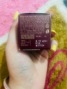 Highliter, and 2 eyeshadow Kit