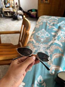 Retro Oval Sunglasses