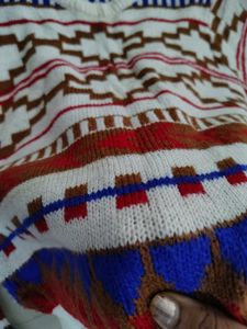 Pullover/Sweatshirt/Sweater