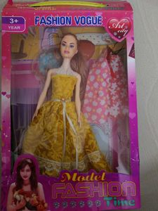 Beautiful Movable Doll With Two Extra Dresses